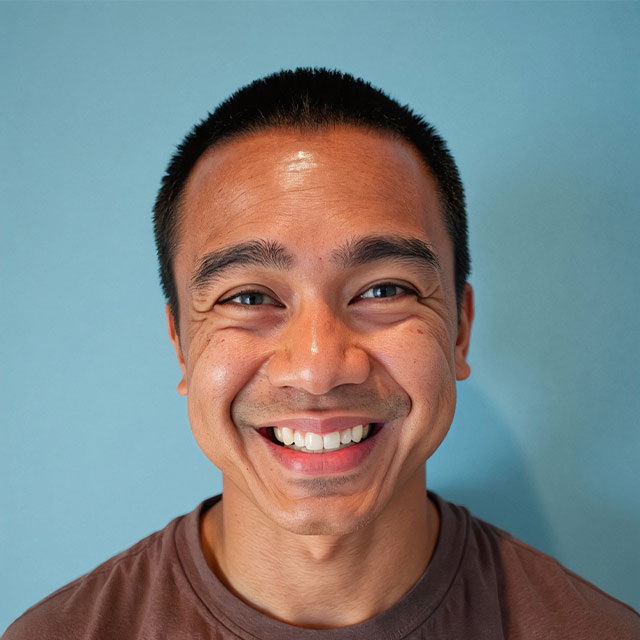 Mark L. Reyes profilet